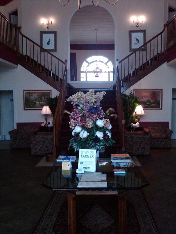 White Columns Inn トムソン エクステリア 写真